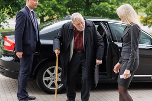 Koronavirusu susirgęs Vytautas Landsbergis – ligoninėje