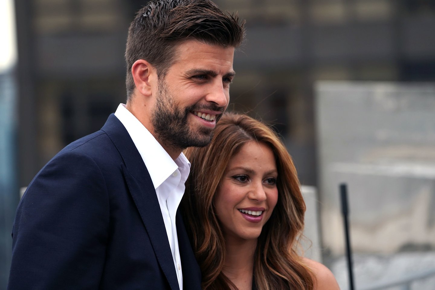 Ispanijos prokurorai pareiškė sieksiantys daugiau nei aštuonerių metų laisvės atėmimo bausmės dainininkei Shakirai (45 m.), kai ji atmetė susitarimą dėl kaltinimų mokesčių slėpimu.<br>AFP/Scanpix nuotr.