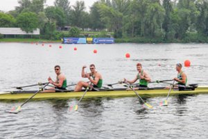 Lietuvos porinės keturvietės irklavimo komanda šventė pergalę Europos pirmenybių B finale