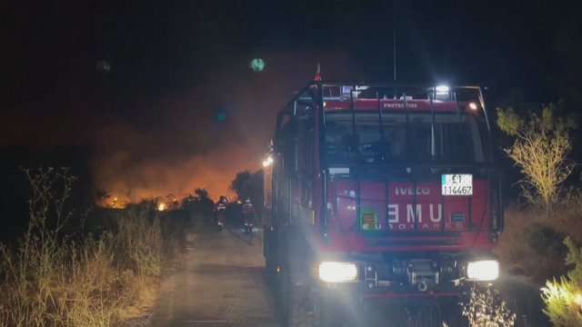 Dėl aukštos temperatūros Ispaniją siaubia laukiniai gaisrai: evakuota tūkstančiai gyventojų