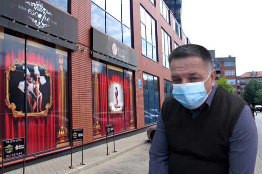 Po sekso skandalo – vėl į teismą: buvusį Seimo narį toliau persekioja nemalonumai 