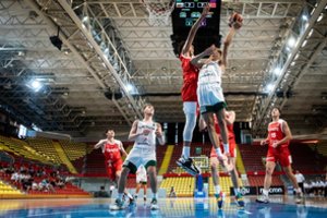 Lietuvos 16-mečiai pademonstravo kovotojų dvasią – po pratęsimo patiesę turkus pateko į Europos čempionato pusfinalį