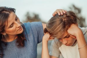 Nauji mokslo metai kitoje mokykloje: dėl ko vaikai ir paaugliai gali nerimauti