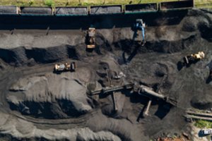 Kauniečiai nesuvokia, kaip vis dar gali būti kraunama rusiška anglis – kilo įtarimas, kad yra apeinami įstatymai