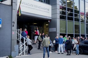 Pokyčiai Migracijos departamente: skelbia, nuo kada vėl priims gyventojus gyva eile