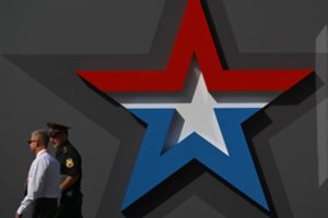 Mečys Laurinkus. Kankinti rusus apribojimais nėra prasminga: Rusija nesukils nei staiga, nei lėtai