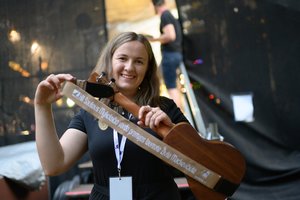 Sauliaus Mykolaičio premijos laureatė Živilė Mackevičiūtė dėkojo savo velionei močiutei