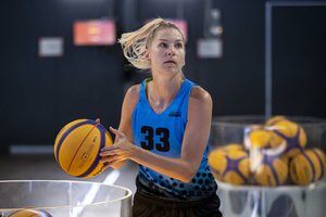 Hibridiniame „Twain Sport“ krepšinyje – inovatyvus sprendimas: su vyrais varžosi ir puikiai žinomos krepšininkės