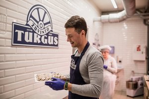 Pasirodo, kad ir kelininkai puikiai gamina – šio vyro virtinius skanauja kone visa Lietuva