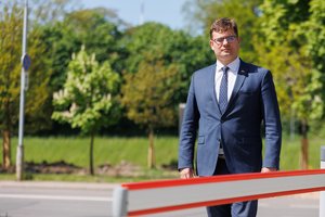 L. Kasčiūnas: galutinis tikslas turėtų būti vizų galiojimo stabdymas rusams ES mastu