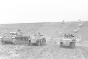 Vokiečių generolas majoras aprašė tankų mūšius Lietuvos pašonėje: gatvės buvo nuklotos lavonais