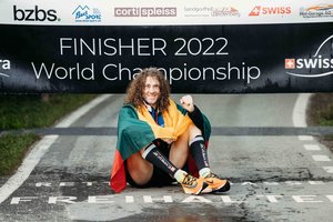 Geležinis žmogus: T. Grabauskas suspindėjo „ultra-deca“ triatlono varžybose