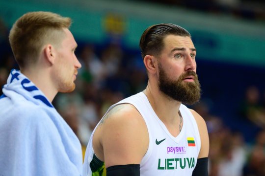 Šaltas dušas su laiminga pabaiga: Lietuvos krepšininkai Vengrijoje vaikščiojo peilio ašmenimis