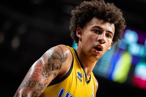 Po pertraukos smogę italai pranoko Rygoje prieglobstį radusius Ukrainos krepšininkus