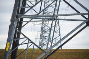 Elektra gali brangti dar labiau: Europos biržoje maksimali megavatvalandės kaina padidinta iki 5 tūkst. eurų