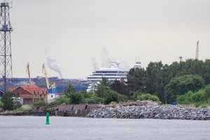 Per karščius klaipėdiečiai gyvena uždarytais langais: jeigu ne dėl taršos, tai dėl smarvės