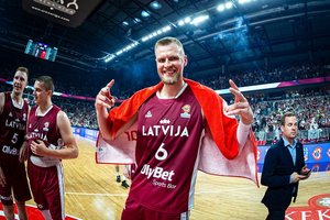 Pasaulio čempionato atranka: sirgalių jūros, NBA superžvaigždžių dvikova ir triuškinantys latviai