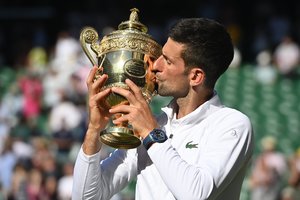 Skiepytis nuo koronaviruso vis dar nenorintis N. Džokovičius praleis „US Open“ teniso turnyrą