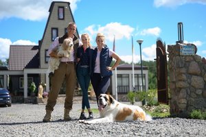 Vita Vitkutė-Degutienė aprodė savo ūkį: čia ne tik ganosi lamos, bet ir gimsta neįtikėtinos istorijos