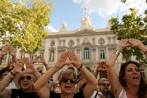 Ispanija: asmenys turės aiškiai išsakyti savo pritarimą lytiniams santykiams, kad tai nebūtų laikoma nusikaltimu