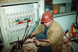 Energetikos ekspertai nuogąstauja, kad grįžtame į pradinį tašką: „Ignitis“ vėl tampa monopolininku, žmonės sutrikę