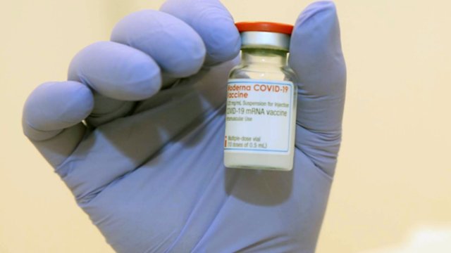 „Moderna“ padavė į teismą skiepų gamintojas „Pfizer“ ir „BioNTech“: kaltina nukopijavus vakciną