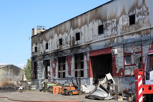 „Žalvaris“ tikisi per tris dienas likviduoti gaisro padarinius