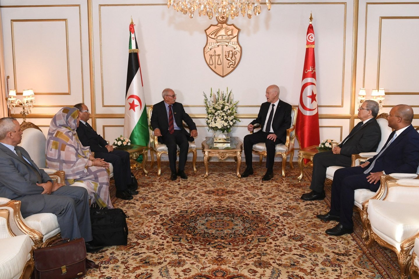 Tuniso prezidentas Kaisas Saiedas Tunise susitiko su POLISARIO fronto judėjimo vadovu Brahimu Ghali.<br>Reuters/Scanpix nuotr.