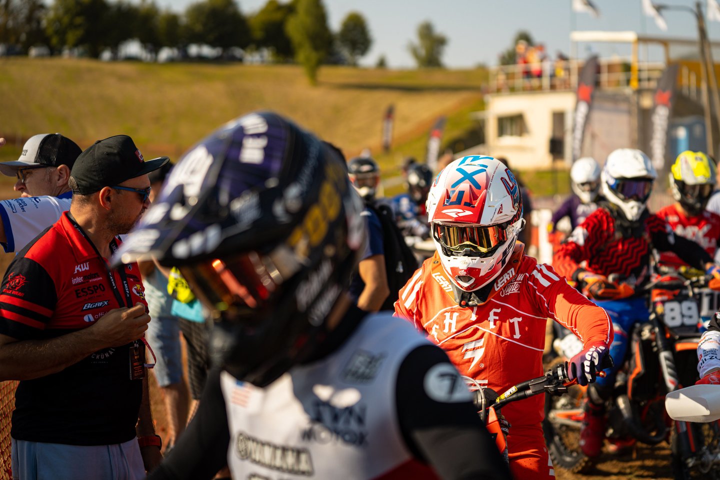 Visą savaitgalį Aleksandrijos trasoje, Betsafe Lietuvos motokroso čempionato IV-ąjame etape, nerimo motociklų variklių gausmas.<br>A. Knezio nuotr.