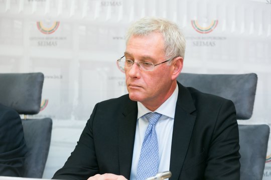 R. Lopata: karinis tranzitas į Kaliningradą Lietuvos teritorija vyko jau vykstant karui Ukrainoje