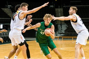 „Žalgiris“ net ir be šešių žaidėjų kontrolinių mačų seriją pradėjo pergale prieš lenkus