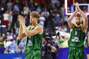 Rinktinės klaidas su pirmokais lyginęs M. Kuzminskas nusilenkė žaliai sirgalių jūrai: „Galime iš visos širdies padėkoti“