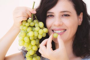 Neatsisakykite vynuogių su kauliukais: gydytoja pasakė, kuo jie naudingi