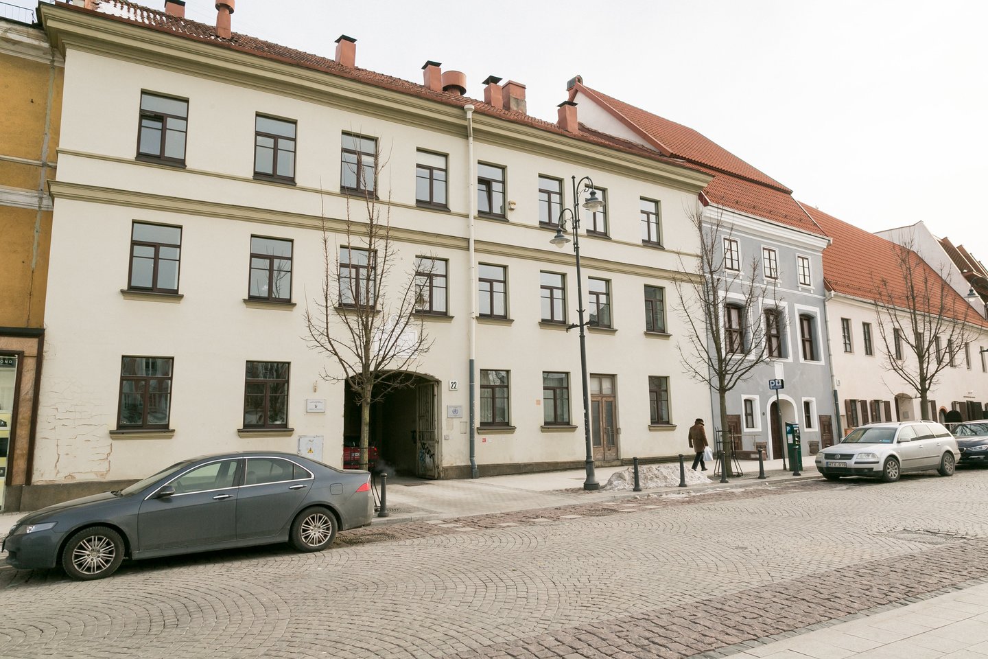 Ketvirtadienį pasibaigusiame buvusių Higienos instituto patalpų Vilniaus Senamiestyje, Didžiojoje gatvėje, aukcione už turtą pasiūlyta 4,6 mln. eurų – 55 proc. daugiau nei pradinė kaina.<br>T.Bauro nuotr.