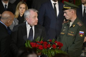 Baigęs kadenciją iš Maskvos išvyko JAV ambasadorius J. Sullivanas