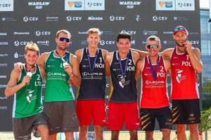 Tinklininkai A. Vasiljevas ir R. Juchnevičius iškovojo „Futures“ turnyro Lenkijoje sidabro medalius