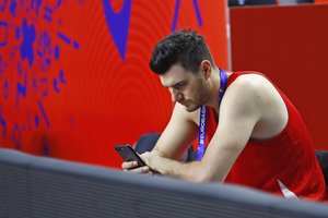 Prieš dvikovą su Lietuva – vengrų treniruotė be vyr. trenerio ir lagaminus susikrovusio lyderio