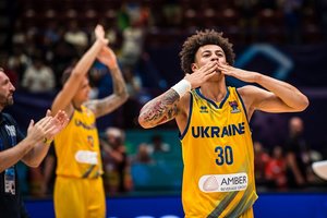 Kelyje į „Eurobasket 2022“ aštuntfinalį – A. Bagatskio treniruojamų ukrainiečių staigmena, G. Antetokounmpo laisvadienis ir trys vėjais paleisti estų šansai
