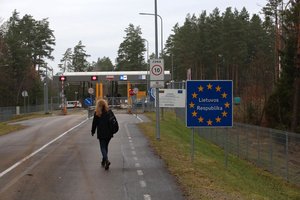 Lietuvoje siūloma pratęsti nepaprastąją padėtį dar mažiausiai trims mėnesiams