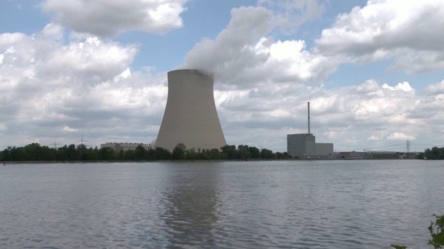 Vokietija baiminasi elektros tiekimo krizės: skelbia apie atominių elektrinių parengties režimą