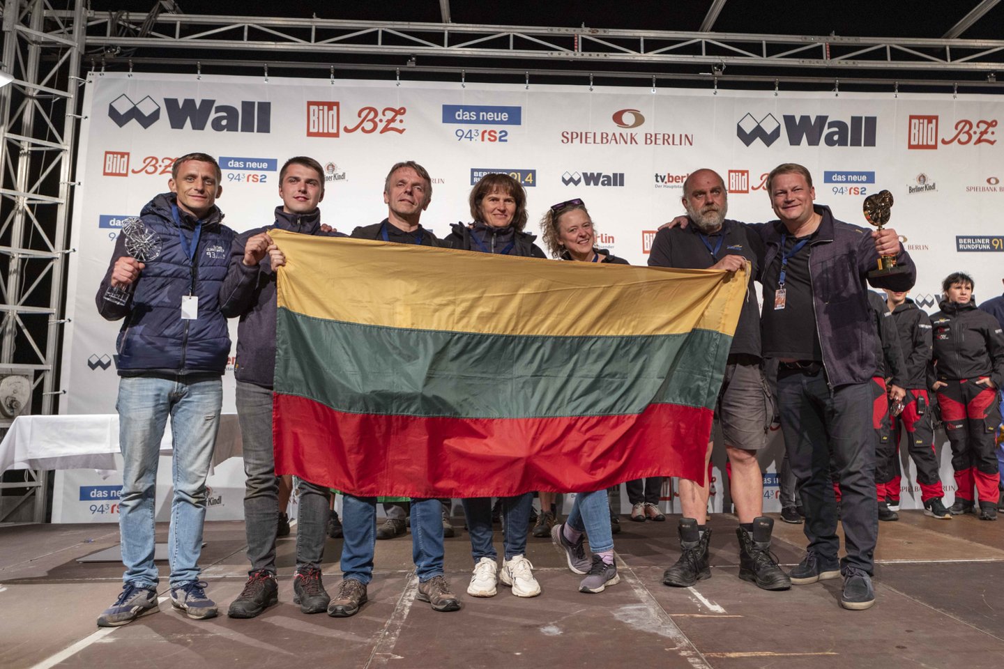 Lietuvos pirotechnikos profesionalų įmonė „Blikas“ didžiausiame Europoje fejerverkų festivalyje Berlyne pelnė pirmąją vietą.<br>L.Jonušo nuotr.