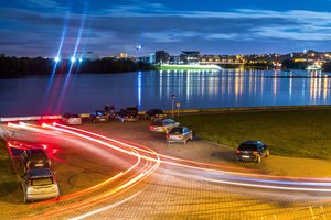 Nuo naktinio triukšmo išgelbės tik atvėsęs oras: skundų daug, bet nubausto – nė vieno