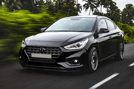 Automobilių gamintojai naudoja ne visas naujausias technologijas: kurie iš jų yra patys išmaniausi
