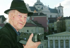 Venecijos festivalyje filmas apie Joną Meką sutiktas su ašaromis ir ovacijomis 