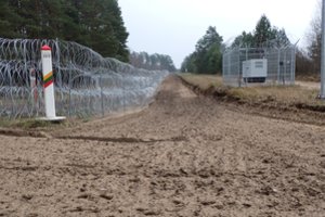 Pasienyje su Baltarusija į Lietuvą neįleisti 59 migrantai