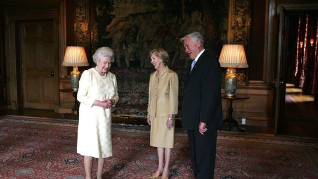 V. Adamkus pasidalijo prisiminimais apie karalienę Elizabeth II: Lietuva neteko nuoširdžios rėmėjos