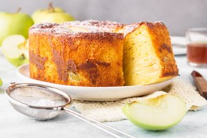 Burnoje tirpstantis obuolių pyragas: nesigailėsite išbandę šį receptą