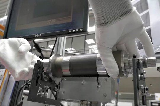 Šiuolaikinei vergovei pastatė teisės aktų barikadas    