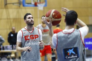 Praeitį priminusi Ispanijos spauda įsitikinusi: „Lietuviai bus favoritai, bet ispanai baltos vėliavos nekels“