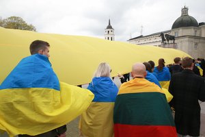 Vis daugiau lietuvių ima nusivilti valdžios, ES atsaku į Rusijos karą Ukrainoje